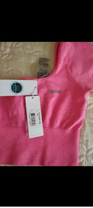 Top sportivo Guess rosa