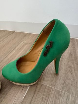 Zapatos de tacón verde MiaRock