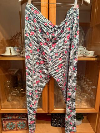 Pantalón fluido Antea estampado floral