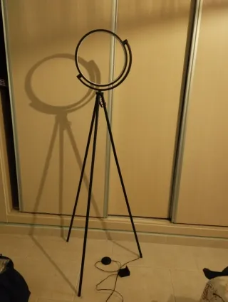 Lámpara Aro LED Trípode