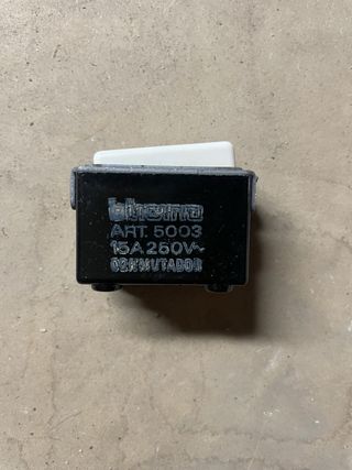 Lote 6 Conmutadores Bticino Magic