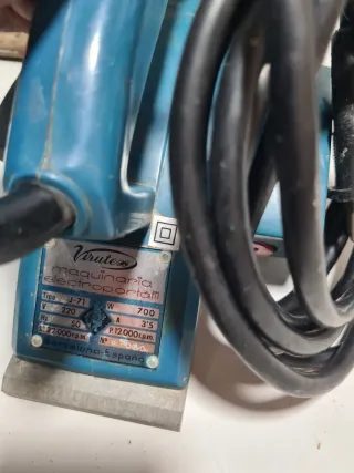 Cepillo Eléctrico Madera Virutex