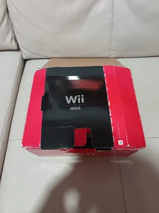 Nintendo Wii Mini Rossa con scatola