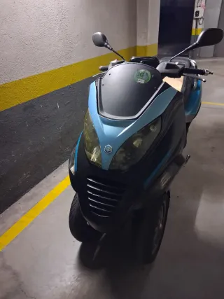 Urge hoy Piaggio MP3 250cc canet b  se  aceptan ca