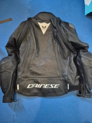 Chaqueta Dainese Avro 4 Piel Bovina Moto talla 54