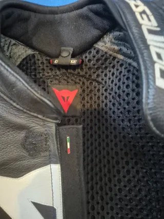 Chaqueta Dainese Avro 4 Piel Bovina Moto talla 54