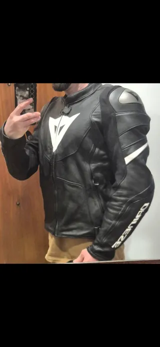 Chaqueta Dainese Avro 4 Piel Bovina Moto talla 54