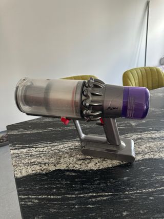 Cuerpo y Batería Dyson V11