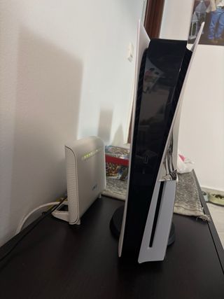 Playstation 5 con design The Last of Us