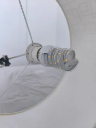 LÁMPARA DE TECHO BLANCA