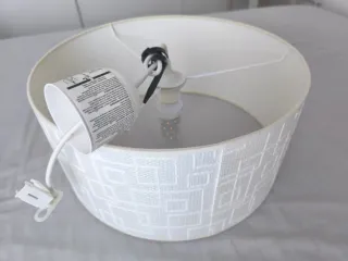 LÁMPARA DE TECHO BLANCA