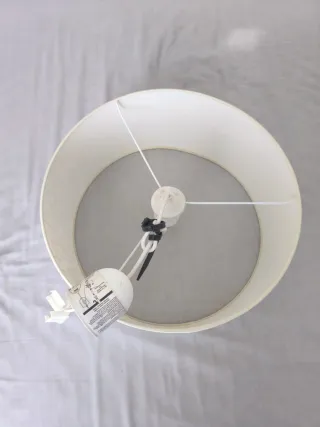 LÁMPARA DE TECHO BLANCA