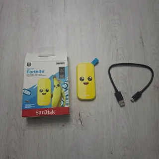 SanDisk Portable SSD 1TB Fortnite Peely Edition