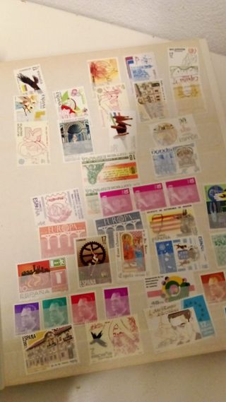 Álbum de sellos España años 80