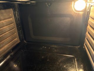 Horno y placa de cocina vitrocerámica marca TEKA.