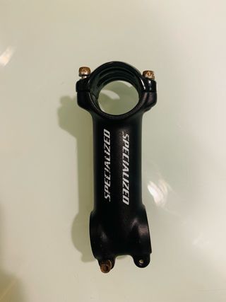 Potencia Specialized Negra de aluminio.