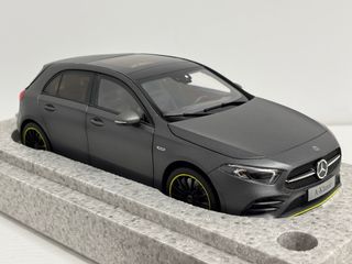 Mercedes Benz Clase A NOREV escala 1/18
