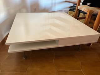 Mesa de centro blanca diseño moderno