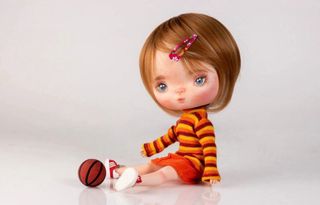 Muñeca POPOLA customizada coleccionista