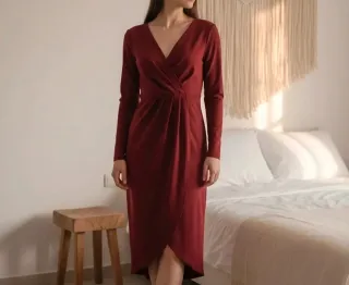 Vestido fiesta burdeos manga larga