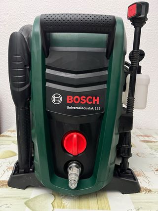 Hidrolimpiadora Bosch UniversalAquatak 135