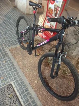 Bicicleta de Montaña Negra