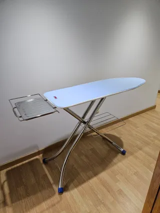 Tabla de planchar Polti nueva a mitad de precio.