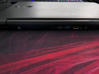 Acer Aspire ES1 - HDD 320GB/4GB RAM (Para Peças)