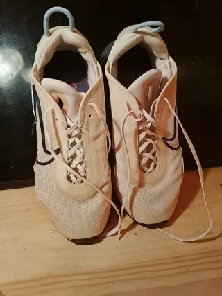 Zapatillas Nike Air Max 2090 Blancas