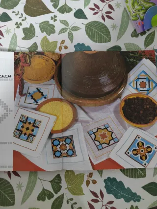 Libro punto cruz Linge de table