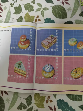 Libro punto cruz Linge de table