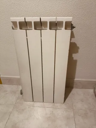 Radiador 4 elementos blanco