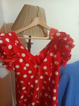 Traje de flamenca Manuela Macias rojo