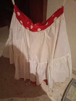 Traje de flamenca Manuela Macias rojo