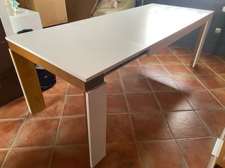 Mesa extensible salón 1.60x0.90m a 2.10m