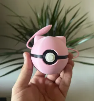 Poké Ball Mew