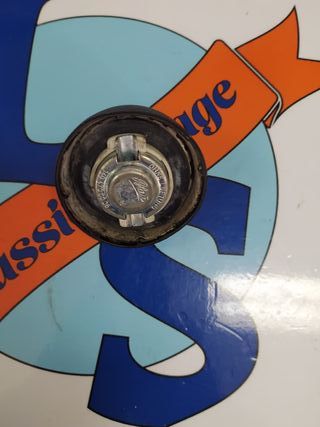 Tampa Depósito Combustível Mercedes Benz