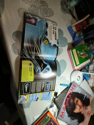 Monstres marins (Larousse - Infantil / Juvenil ...