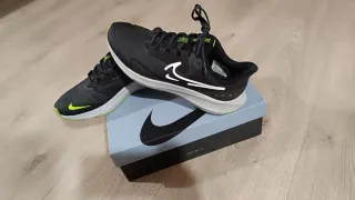 Zapatilla Nike Air Zoom Pegasus Shield impermeable
