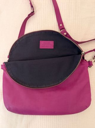 Bolso Hakei Cuero Morado Bandolera