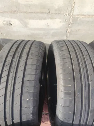 Neumáticos Firestone 215/55/17 94V