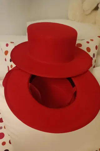 2 SOMBREROS CORDOBESES