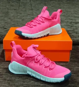 T42.5 envío incluido!! NIKE FREE METCON 6