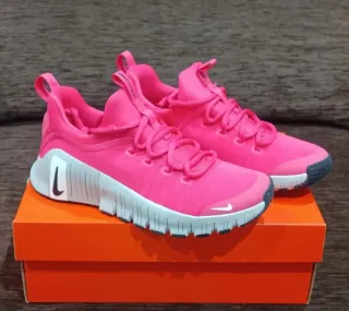 T42.5 envío incluido!! NIKE FREE METCON 6