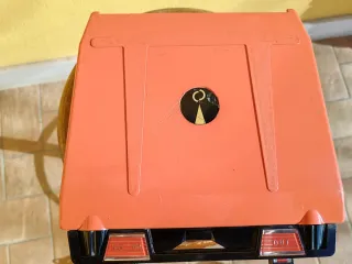 mangiadischi MO. EL. Standar Universal