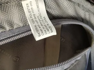 Maleta de cabina con estampado floral