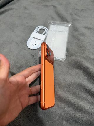 iPhone 17 Pro Max Naranja