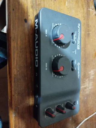 Interfaz de Audio M-Audio Conectiv Negra