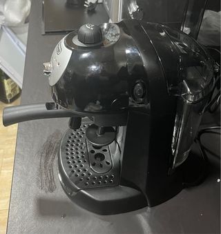 Cafetera De'longhi Negra