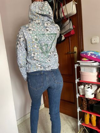 Sudadera Guess floral multicolor